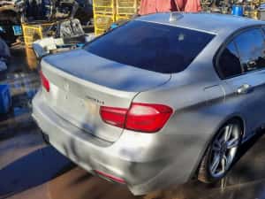 Dezmembrez BMW seria 3 F30/F31 2.0/3.0/XD/usa/bara/interior/M-PACK/haion/jante/volan/oglinzi — miniatura 2