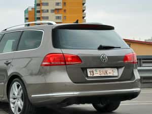 Volkswagen Passat Automată 122 HP Benzină — miniatura 5