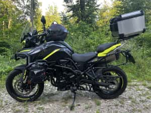 Benelli TRK 702X – 2300 km – FULL echipată Adventure — miniatura 1