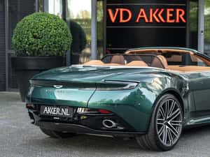 Aston Martin DB12 Volante 2025 – V8 | 678 CP | 5.000 km — miniatura 4