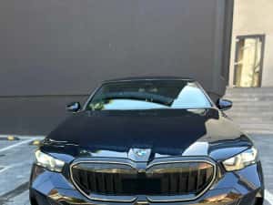 BMW Seria 5 520xDrive M-Pro G60 MHEV - An 2023 — miniatura 3