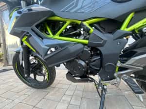 Motocicletă Kawasaki z125 — miniatura 4