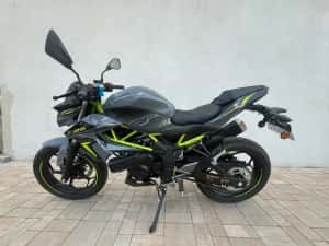 Motocicletă Kawasaki z125 — miniatura 10
