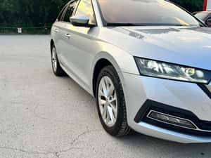 SKODA OCTAVIA COMBI STYLE 2.0 TDI DSG | 150 CP | 2021 — miniatura 3