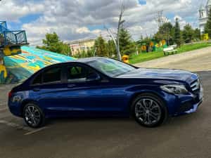 Mercedes c class 2017 — miniatura 2