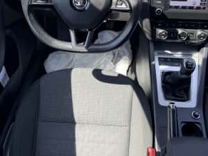 Skoda Octavia 1.6 TDI 120 CP Joy Euro 6 — miniatura 4