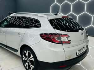 RENAULT MEGANE BOSE — miniatura 3