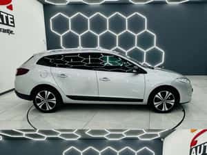 RENAULT MEGANE BOSE — miniatura 5