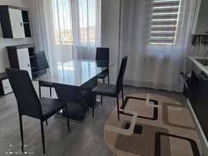 Apartament 3 camere  de inchiriat — miniatura 3