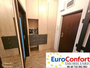 Inchiriez apartament 2 camere în Cartier Rezidential Ared Uta — miniatura 3