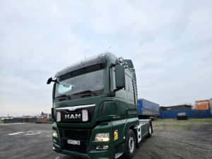 Cap tractor MAN TGX 18.440