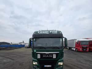 Cap tractor MAN TGX 18.440 — miniatura 4