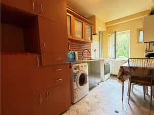 Vanzare apartament 2 camere decomandat, etaj 1, intrare Racadau — miniatura 6