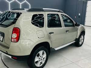 DACIA DUSTER — miniatura 3
