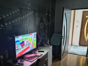 Vând apartament semidecomandat, mobilat și utilat, etajul 4 — miniatura 6