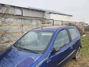 Dezmembrez Fiat punto 2005 1.2 benzina — miniatura 5