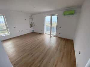 Comision 0%. 3 camere. Nou. etaj 1. Girocului - langa Profi str. Neptun.