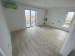 Comision 0%. 3 camere. Nou. etaj 1. Girocului - langa Profi str. Neptun. — miniatura 2