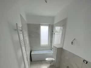 Comision 0%. 3 camere. Nou. etaj 1. Girocului - langa Profi str. Neptun. — miniatura 10