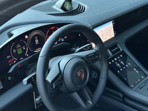 Porsche Taycan 2025, 10.800 km, Electric, 598 cp — miniatura 7
