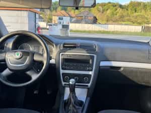 Skoda octavia 2 facelift 1.6 tdi — miniatura 8