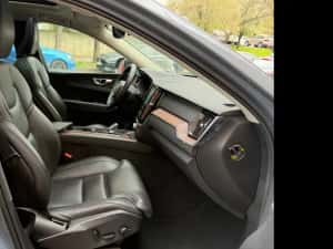 VOLVO XC 60 DARK Inscription 2023 2.0 197Cp E6 Hybrid 4WD Panoramic Ful led Camera 150000 Km — miniatura 6