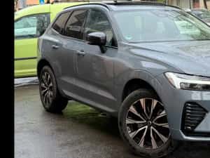 VOLVO XC 60 DARK Inscription 2023 2.0 197Cp E6 Hybrid 4WD Panoramic Ful led Camera 150000 Km — miniatura 10
