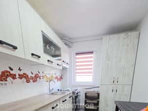 Apartament 2 camere, prima inchiriere, Tractorul/Brasov — miniatura 5