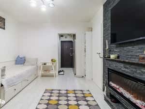 2 camere, mobilat, renovat cu boxa si loc de parcare, et 4/10 — miniatura 4