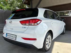 HYUNDAI I30 Hatchback ~ Motorizare 1.5 BENZINA 110CP — miniatura 6