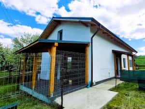 Casă individuală deosebită în Comuna Apahida — miniatura 9