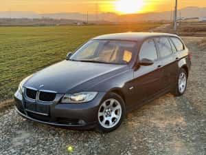 BMW Seria 3 e90 // 2.0 Diesel M47 // Navi Mare// Xenon // Pilot // Senzori // Comenzi Volan