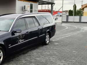 Dric funerar Mercedes-Benz — miniatura 9