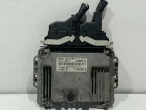 Calculator motor ECU Ford Fiesta 7 facelift MK7 F1B1-12A650-AMB 1.0 Ec