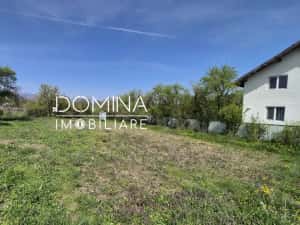 Vânzare casă 2 camere, cu teren 969 mp, situată în Telești — miniatura 6