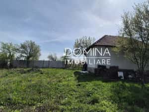 Vânzare casă 2 camere, cu teren 969 mp, situată în Telești — miniatura 9