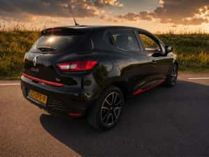 Renault Clio 0.9 TCe ECO 90 CP – Black&Red Collection — miniatura 10