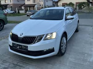 Skoda Octavia / 2020 / Euro 6 / Carplay — miniatura 2