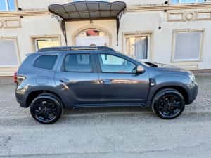 Dacia Duster AUTOMAT EXTREME full km 23000 an 2024 — miniatura 6