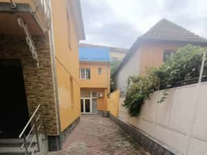 Proprietar,Sagului-Dambovita,Pretabil pt Clinica,Azil,Gradinita, etc,Merita Văzuta,Neg — miniatura 2