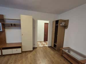 2 Camere Crangasi / Giulesti — miniatura 3