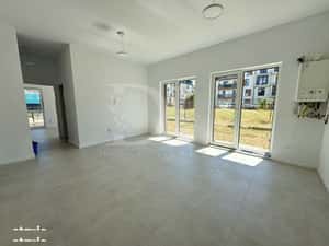 Apartament 2 camere | Curte 60 mp | zona Eroilor Floresti