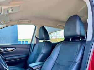 Nissan Qashqai Automată 130 HP Diesel - 2015 — miniatura 3