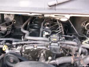 dezmembrez ford transit motor 2,0 - 2,2 - 2,4 tddi - tdci 2,5 diesel — miniatura 6