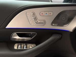 Mercedes-Benz GLE 300 Automată 269 HP Diesel — miniatura 6