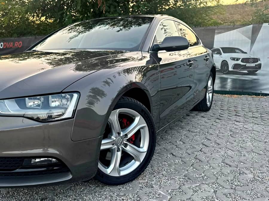 Audi A5 Automată 190 HP Diesel — fotografie 1 din 7