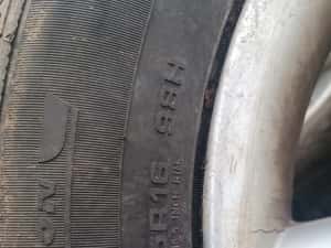 Cauciucuri cu jante alu nissan 215/65/R16 — miniatura 4