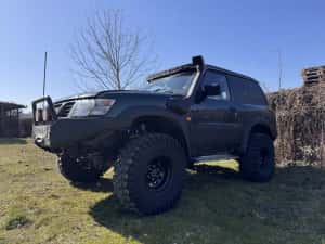 *** NISSAN Patrol Y61 *** — miniatura 8