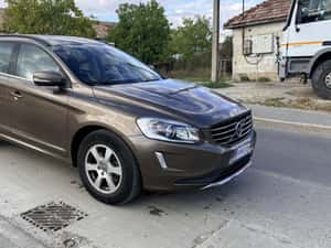 Volvo XC60 X C 60 Manuală 181 HP Diesel — miniatura 2