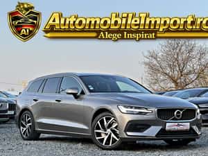 VOLVO V60 T8 AWD Plug In Hybrid Recharge Inscription — miniatura 3